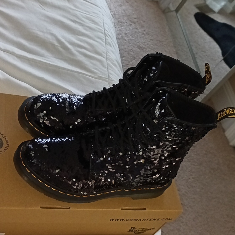 Dr.Martens